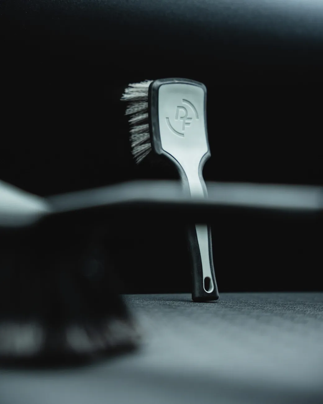 Yum Cars Detail Factory Tyre Brush - Image 11