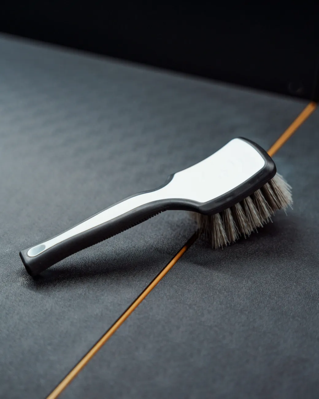 Yum Cars Detail Factory Tyre Brush - Image 5